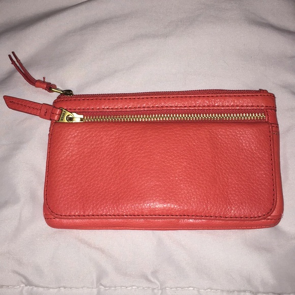 FOSSIL // Red-Orange LEATHER Wallet - Picture 2 of 7